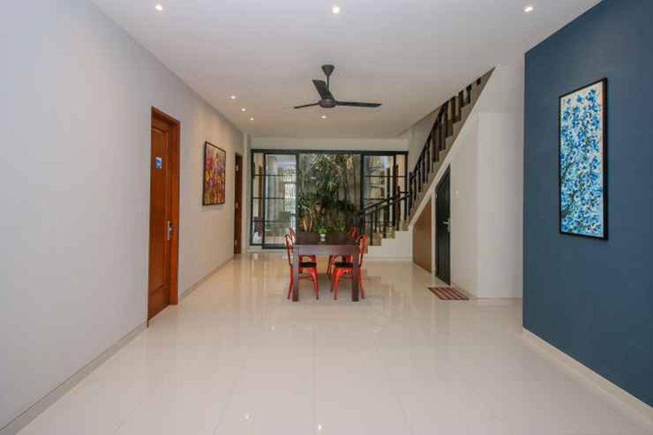 Kencana Residence Surabaya Exterior photo